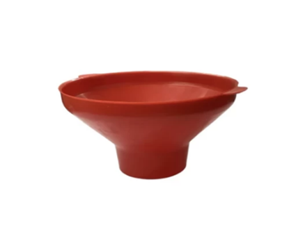 Изображение ВОРОНКА ПЛАСТИК 140 ММ, УШИ ДЛЯ ПАЛЬЦЕВ, ДИАМЕТР СЛИВА 63 ММ.